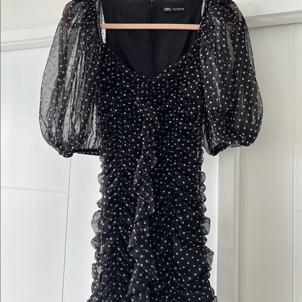 Zara dressed,size small